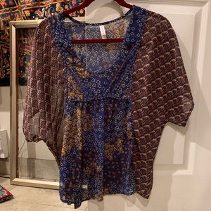 Flowy  Boho Top!